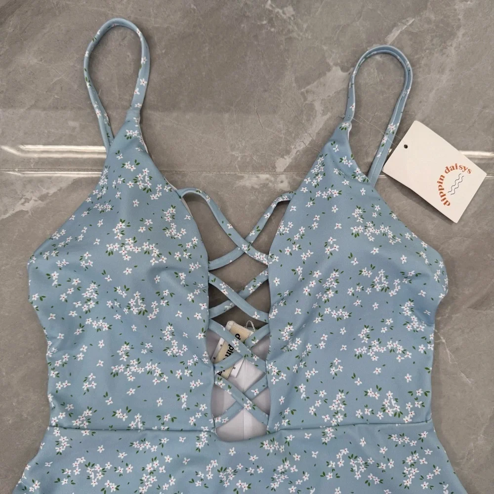 Women’s Dippin’ Daisy’s Bliss One Piece Floral Swimsuit Large